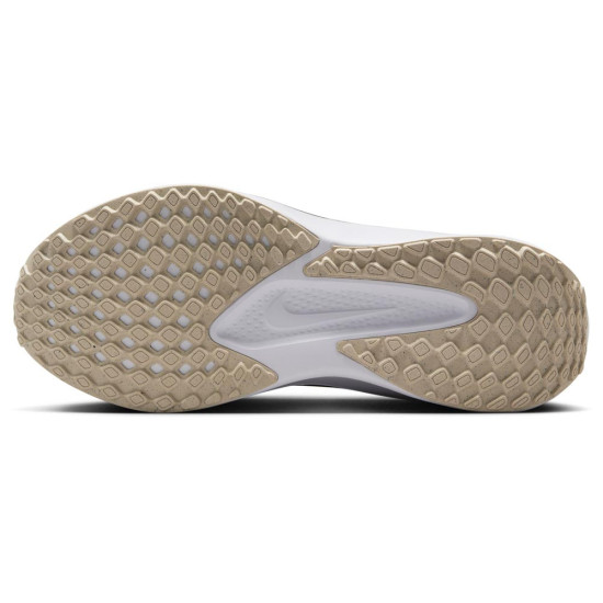 Nike Quest 6